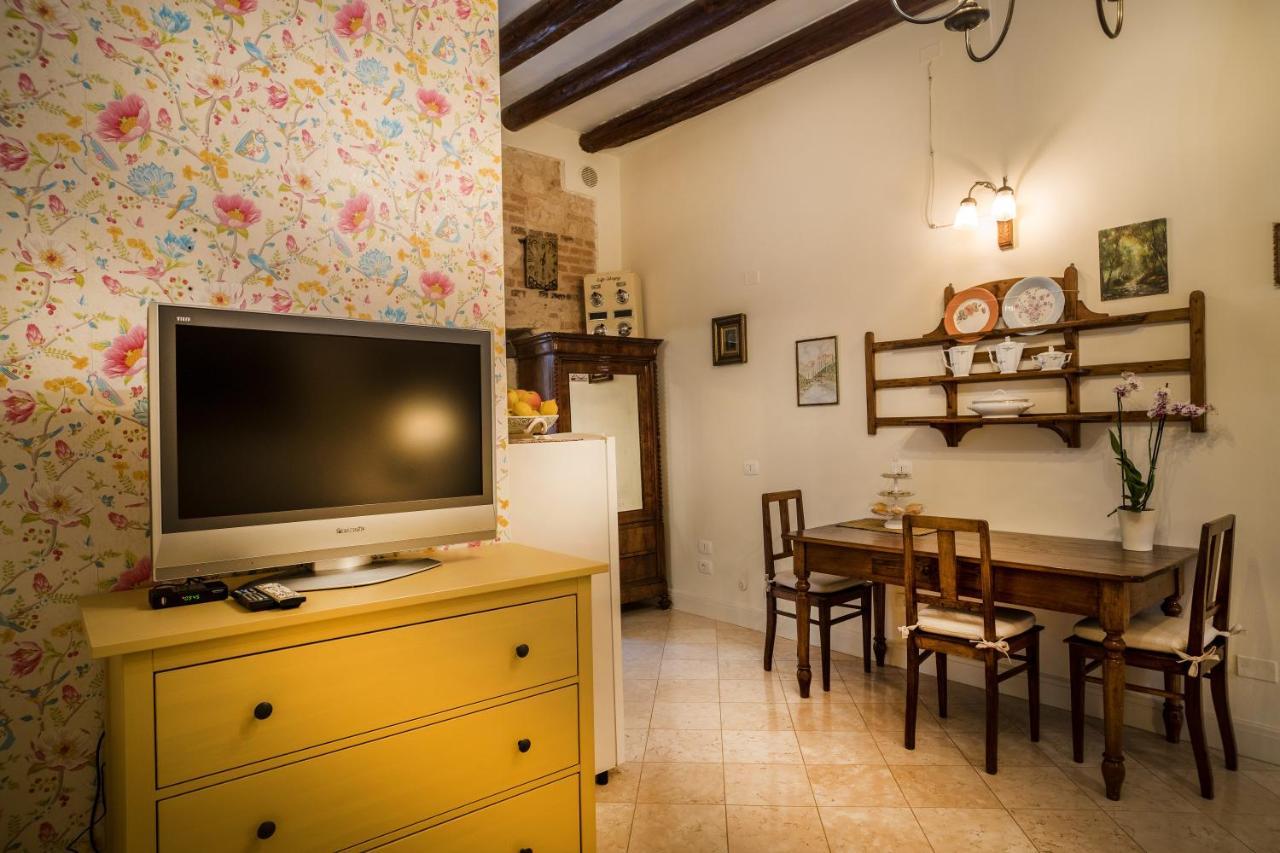Il Calamaio เวโรนา ภายนอก รูปภาพ